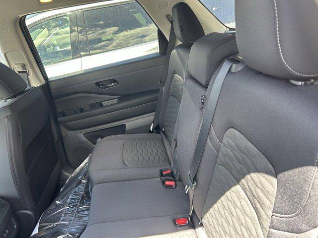 new 2025 Nissan Pathfinder car, priced at $38,360