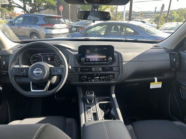 new 2025 Nissan Pathfinder car, priced at $38,360