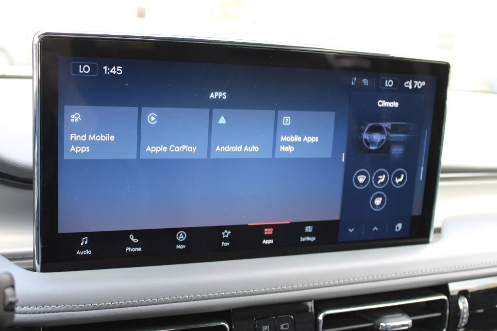 used 2022 Lincoln Nautilus car, priced at $37,433