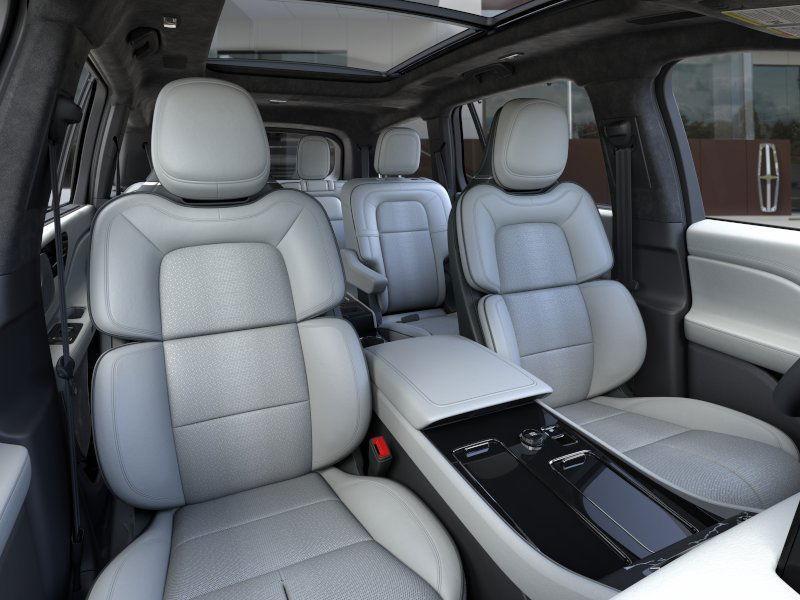 new 2025 Lincoln Aviator car, priced at $93,020