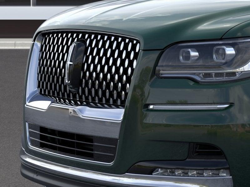 new 2024 Lincoln Navigator L car