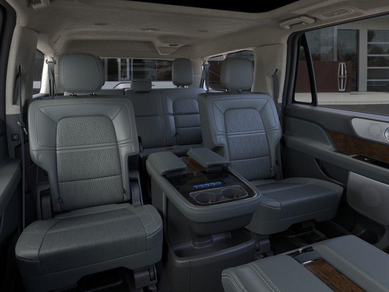 new 2024 Lincoln Navigator L car