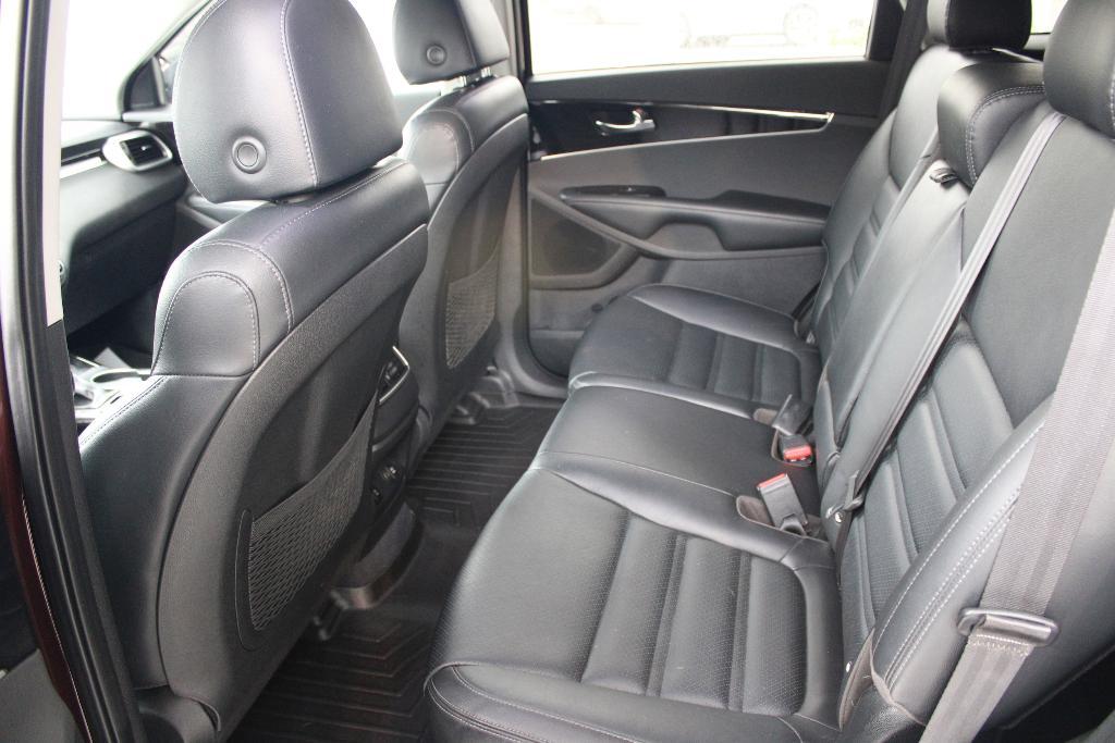 used 2020 Kia Sorento car, priced at $19,956