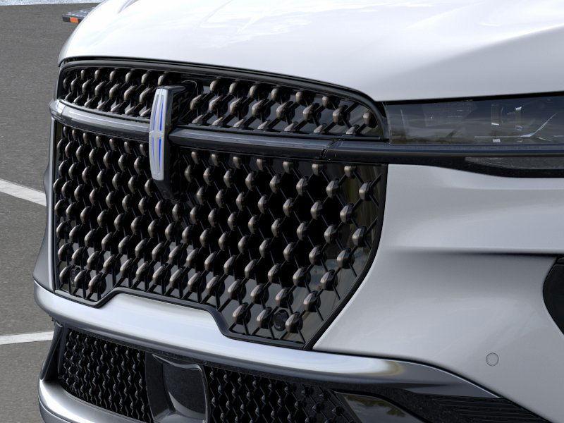 new 2025 Lincoln Nautilus car, priced at $73,890