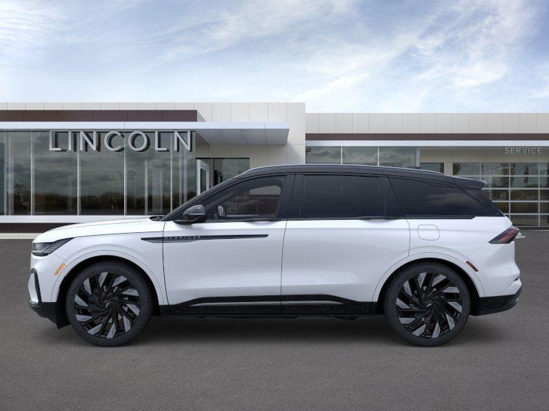 new 2025 Lincoln Nautilus car, priced at $76,375