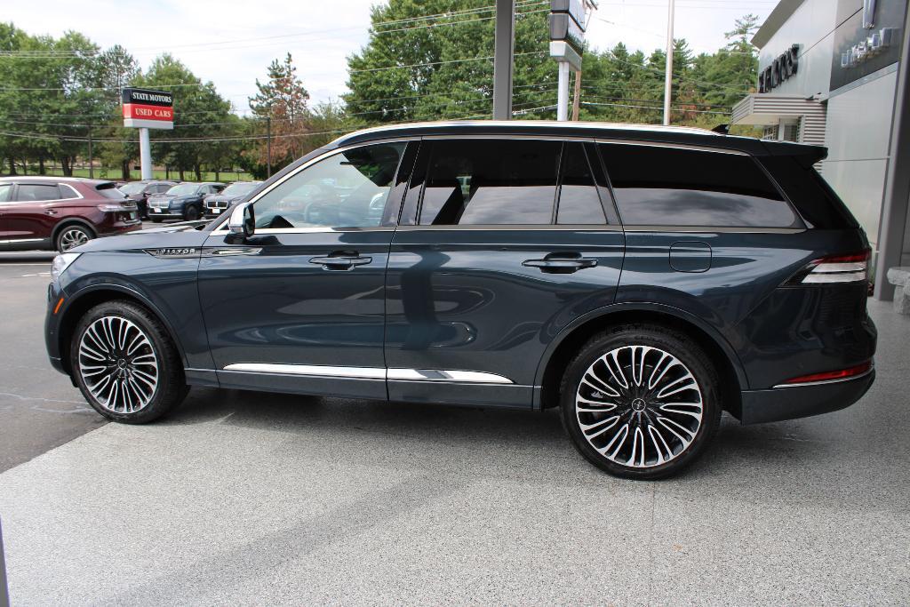 used 2022 Lincoln Aviator car, priced at $51,416