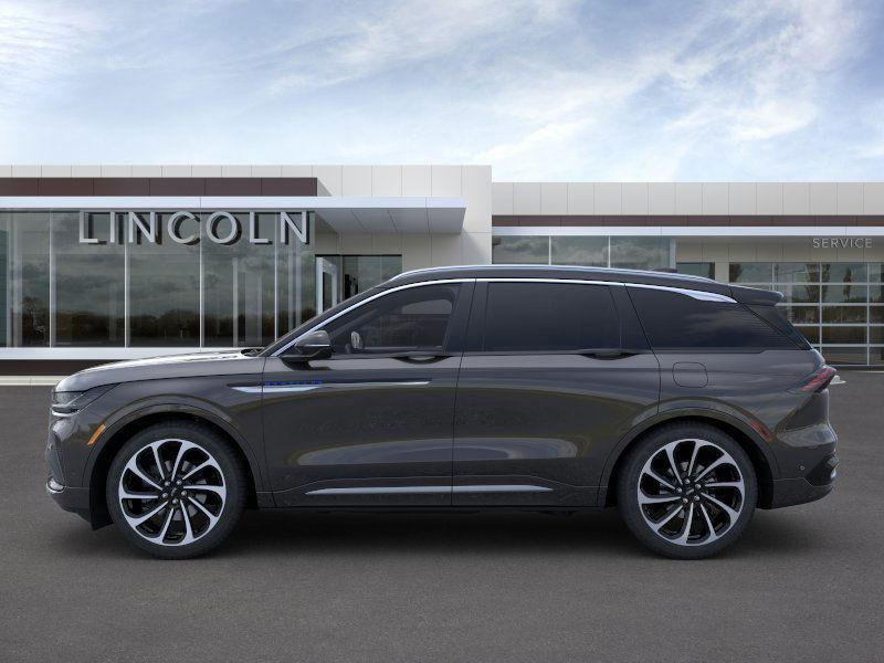 new 2024 Lincoln Nautilus car