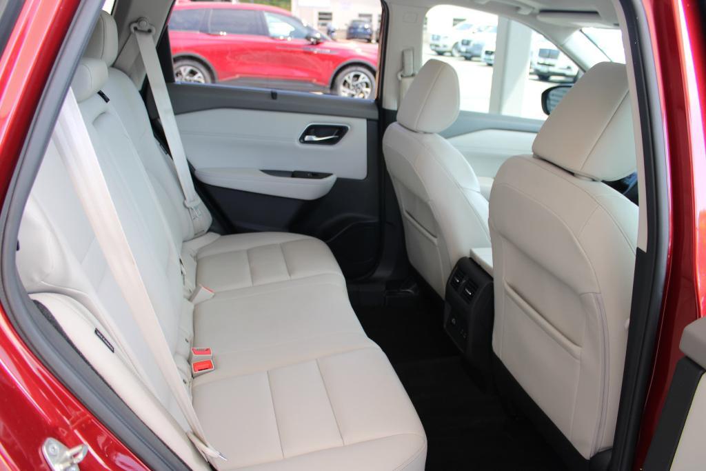 used 2021 Nissan Rogue car, priced at $24,974