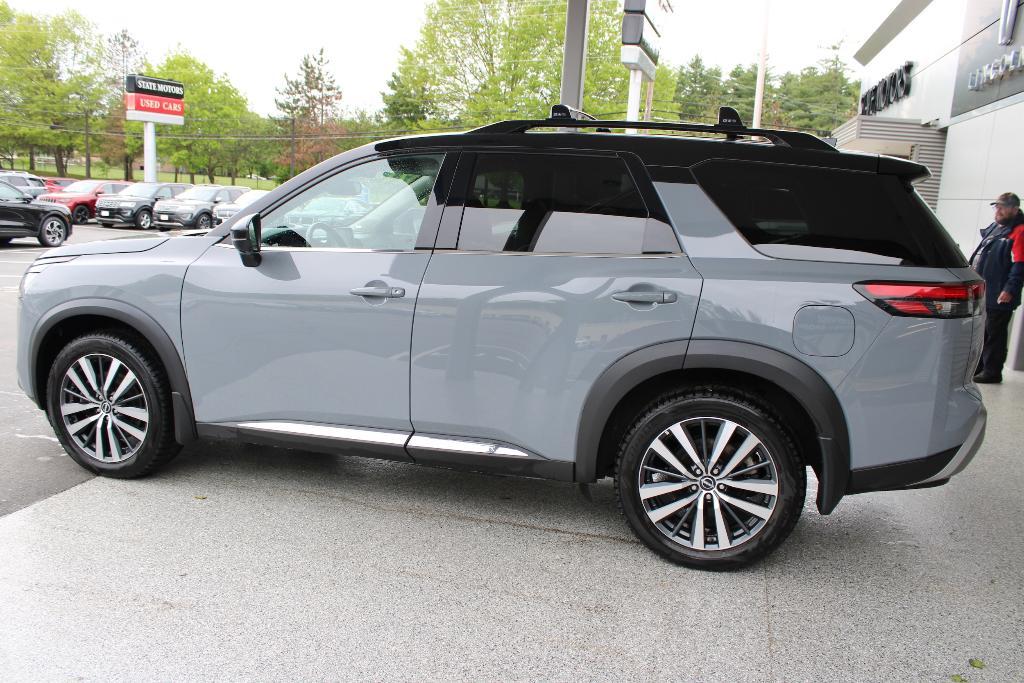 used 2022 Nissan Pathfinder car, priced at $29,833
