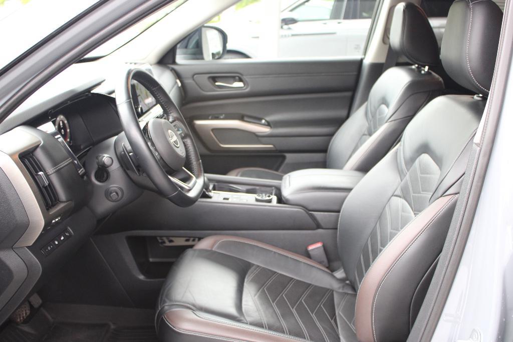 used 2022 Nissan Pathfinder car, priced at $29,833