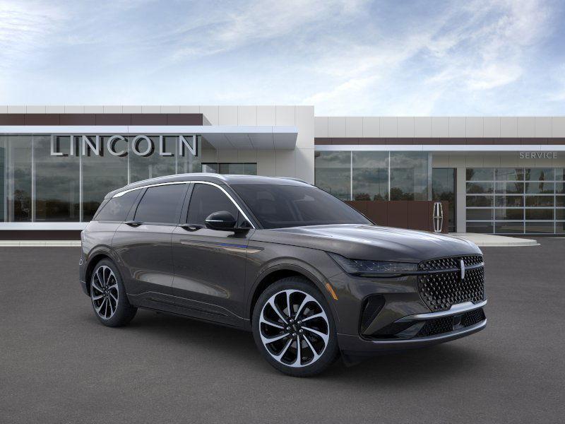 new 2025 Lincoln Nautilus car