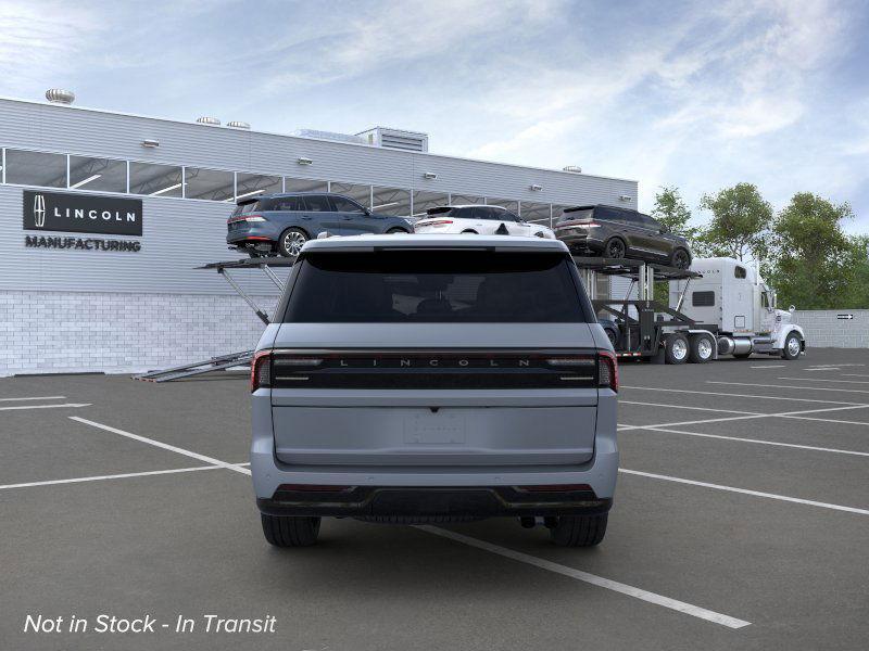 new 2025 Lincoln Navigator car, priced at $109,305