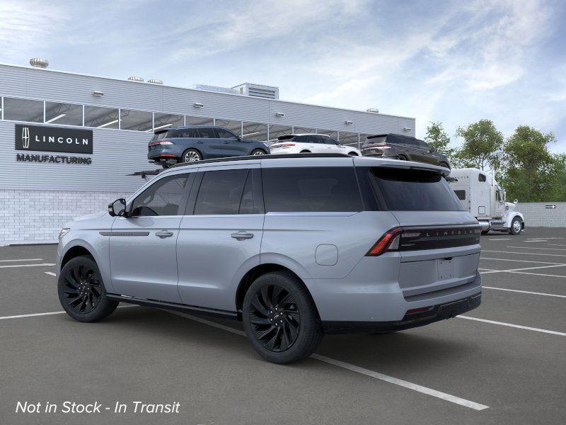 new 2025 Lincoln Navigator car, priced at $109,305