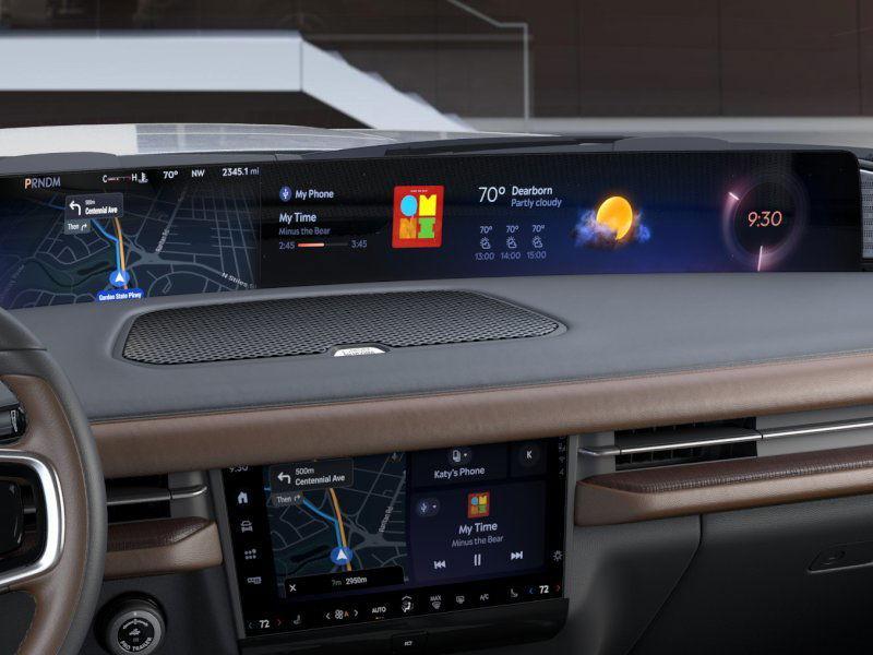 new 2025 Lincoln Navigator car, priced at $103,185