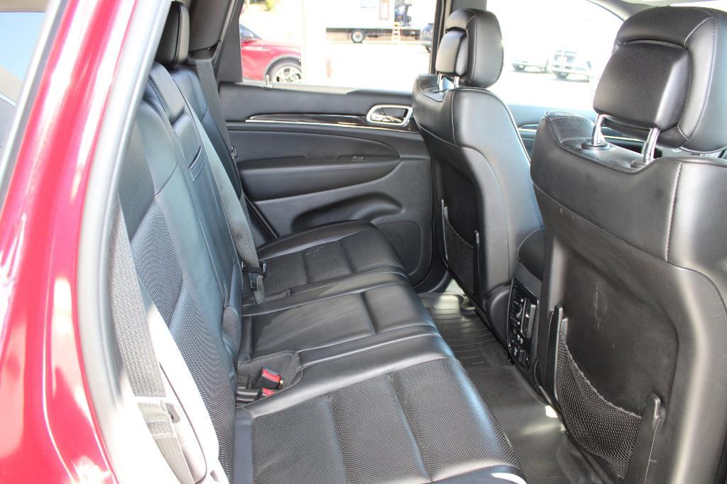 used 2015 Jeep Grand Cherokee car, priced at $21,487