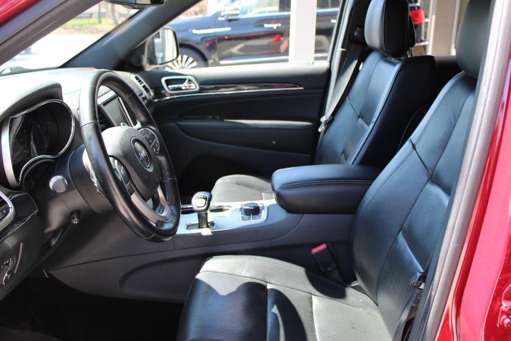 used 2015 Jeep Grand Cherokee car, priced at $21,487