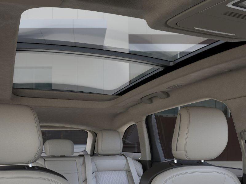 new 2025 Lincoln Nautilus car, priced at $72,124