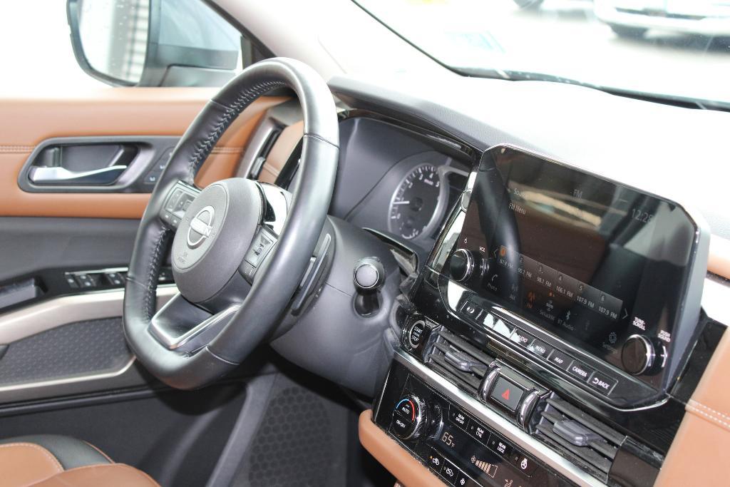 used 2023 Nissan Pathfinder car, priced at $38,229