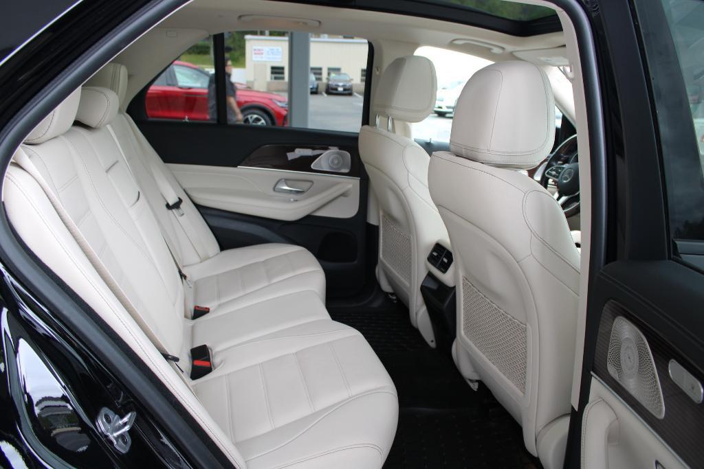 used 2022 Mercedes-Benz GLE 450 car, priced at $45,522