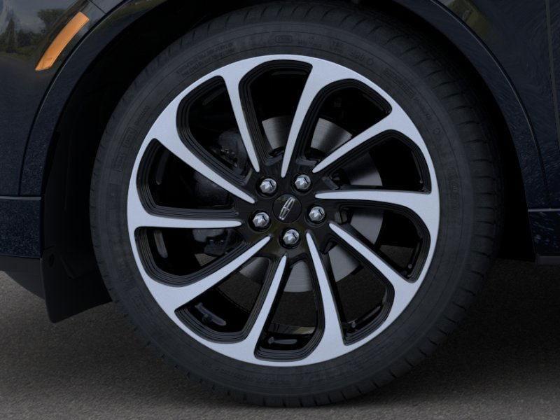new 2025 Lincoln Nautilus car
