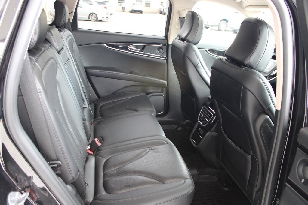 used 2022 Lincoln Nautilus car, priced at $38,913