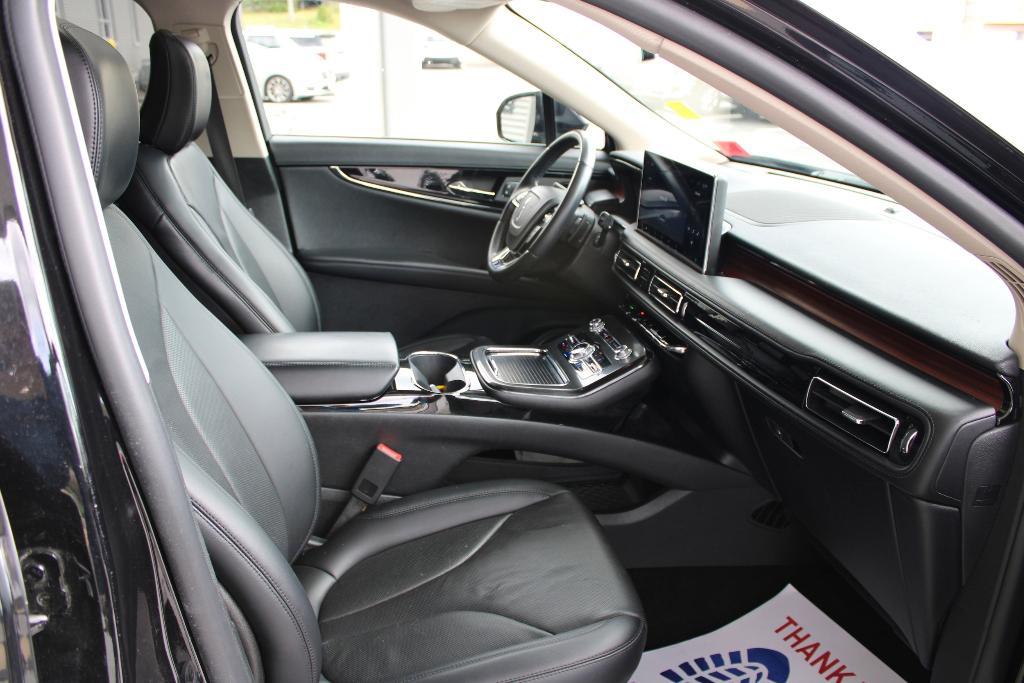 used 2022 Lincoln Nautilus car, priced at $38,913