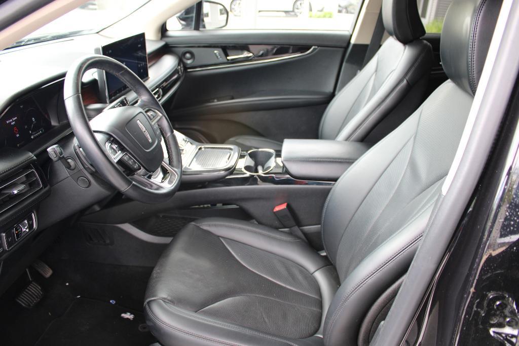 used 2022 Lincoln Nautilus car, priced at $38,913
