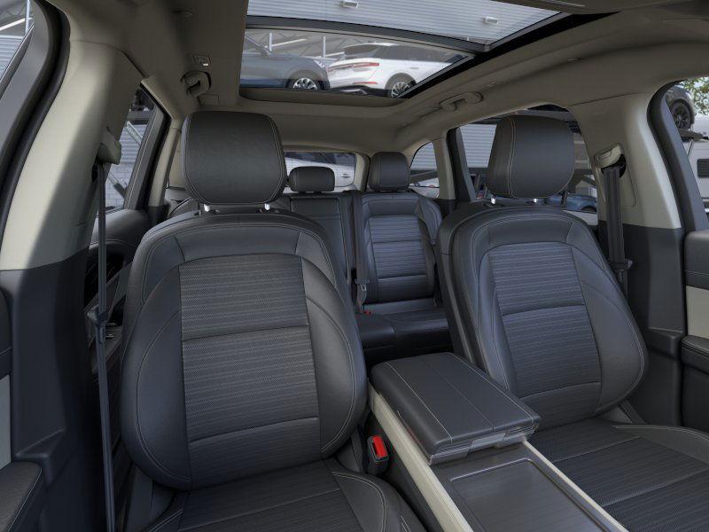 new 2025 Lincoln Nautilus car, priced at $60,181
