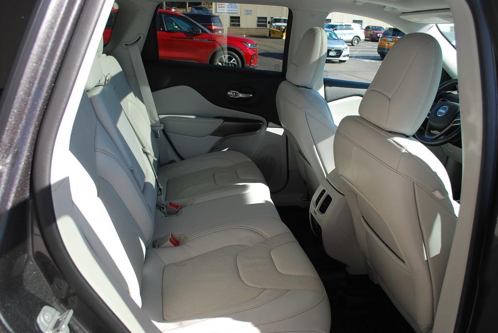 used 2020 Jeep Cherokee car, priced at $21,477
