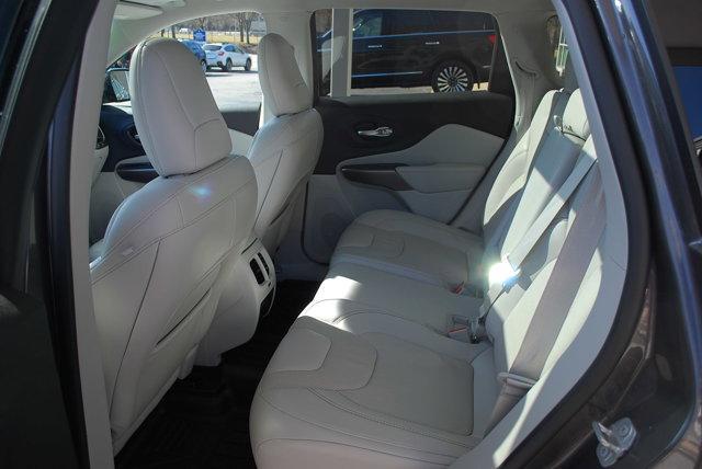 used 2020 Jeep Cherokee car, priced at $21,964