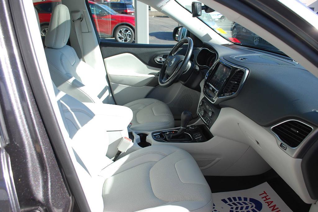 used 2020 Jeep Cherokee car, priced at $21,477