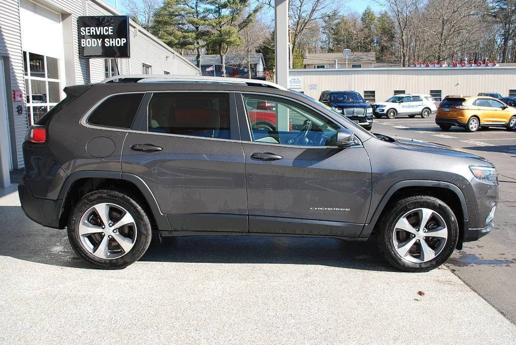 used 2020 Jeep Cherokee car, priced at $20,962
