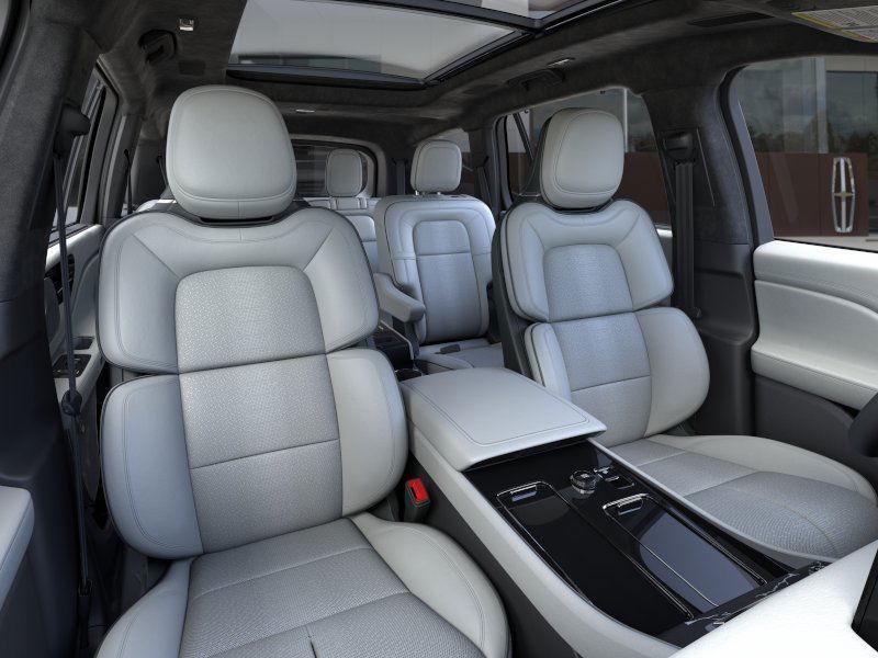 new 2025 Lincoln Aviator car, priced at $83,163