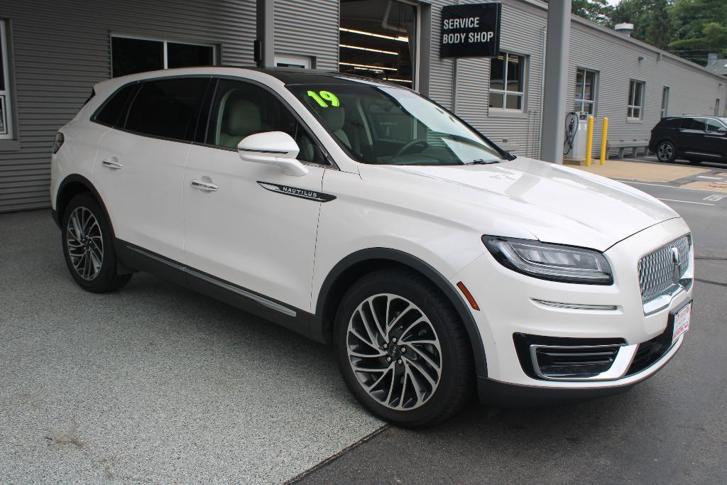 used 2019 Lincoln Nautilus car, priced at $25,904