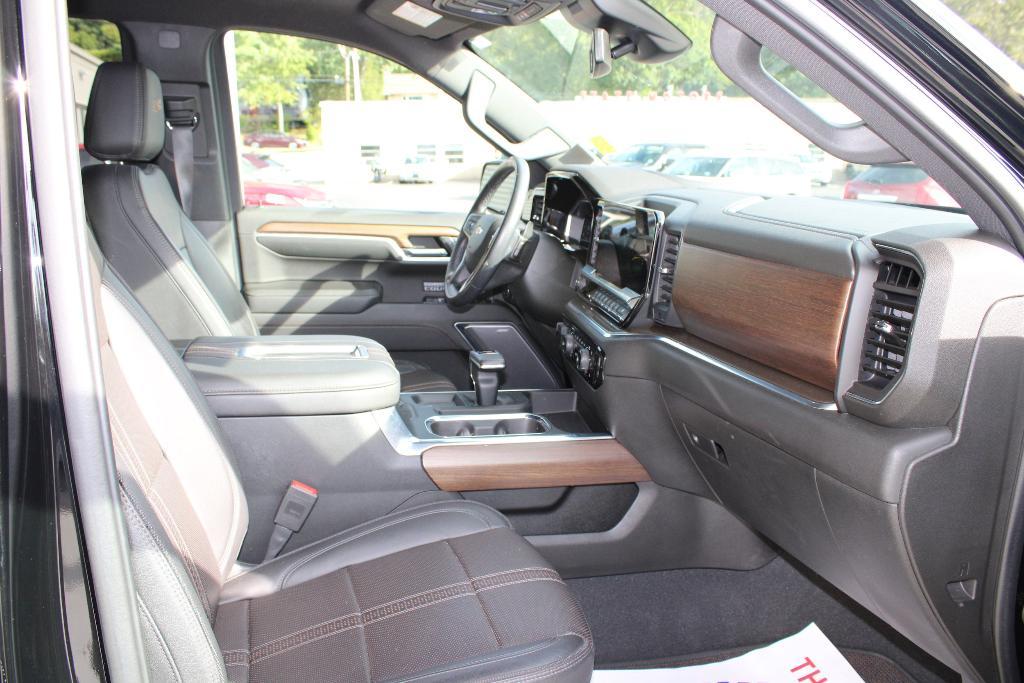 used 2022 Chevrolet Silverado 1500 car, priced at $48,865