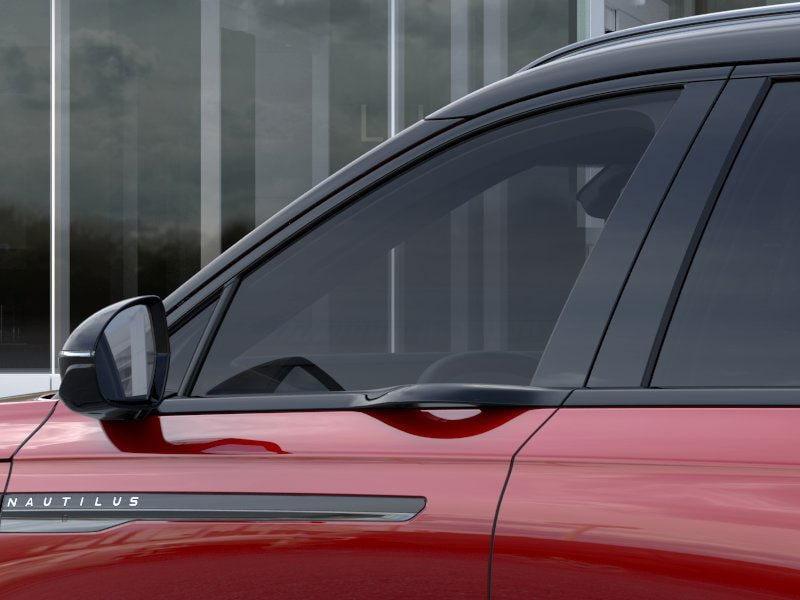 new 2025 Lincoln Nautilus car