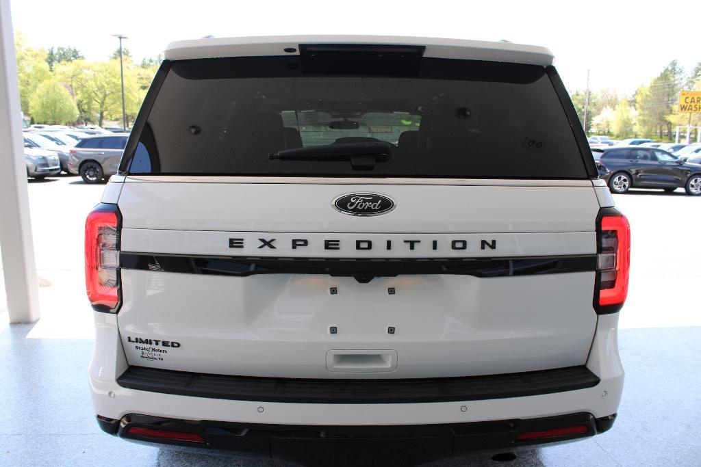 used 2023 Ford Expedition car, priced at $56,997