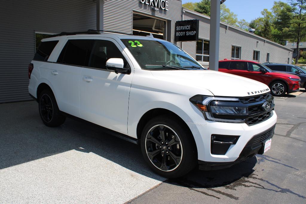 used 2023 Ford Expedition car