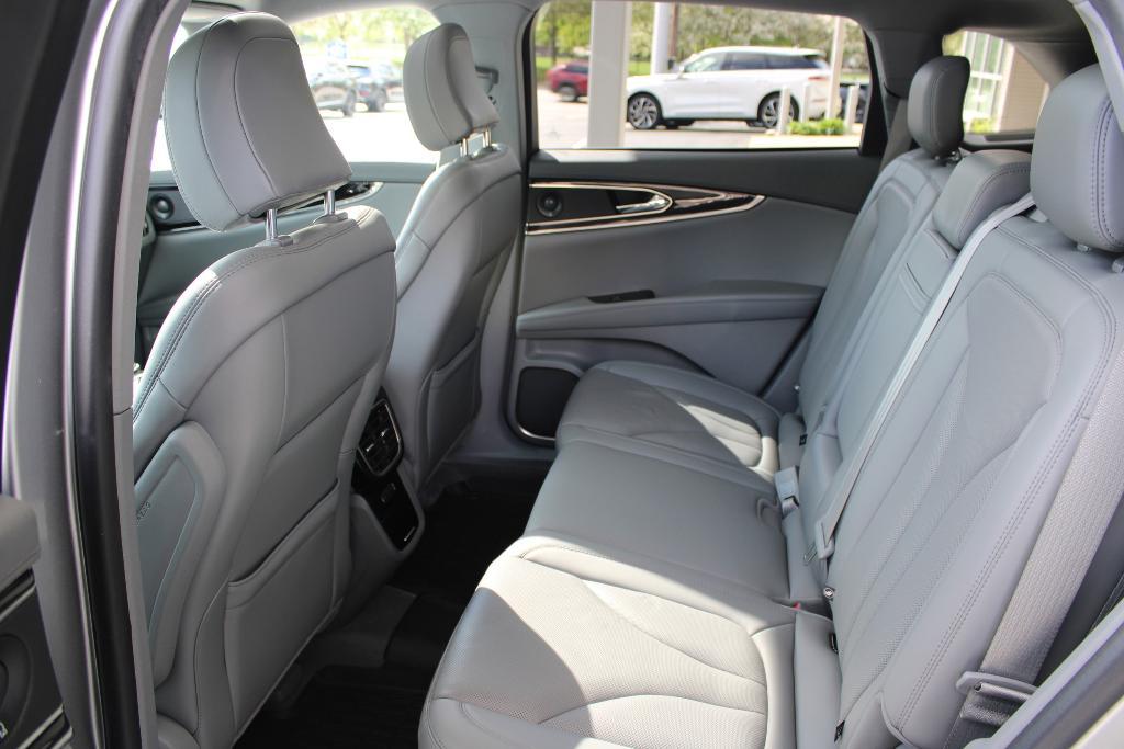 used 2021 Lincoln Nautilus car, priced at $34,993