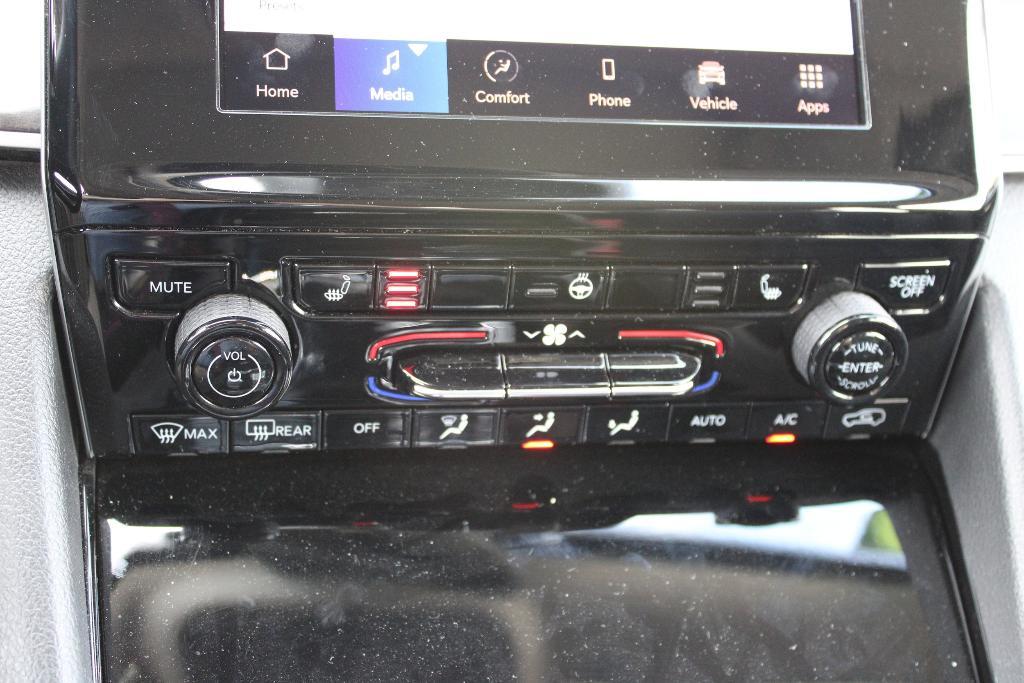 used 2022 Jeep Grand Cherokee car, priced at $27,910