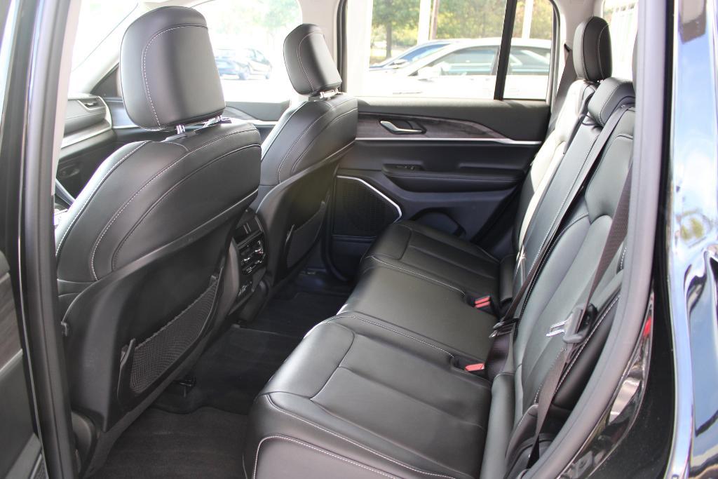 used 2022 Jeep Grand Cherokee car, priced at $27,910