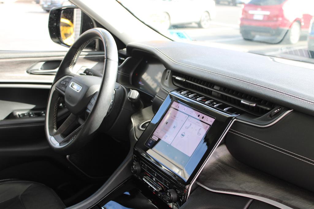 used 2022 Jeep Grand Cherokee car, priced at $27,910