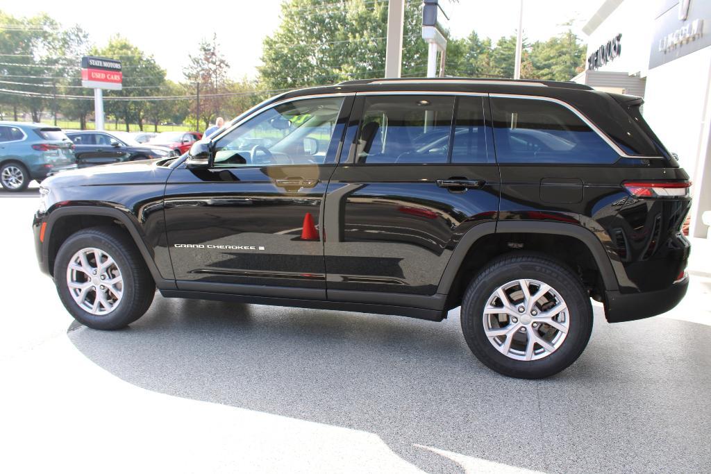 used 2022 Jeep Grand Cherokee car, priced at $27,910