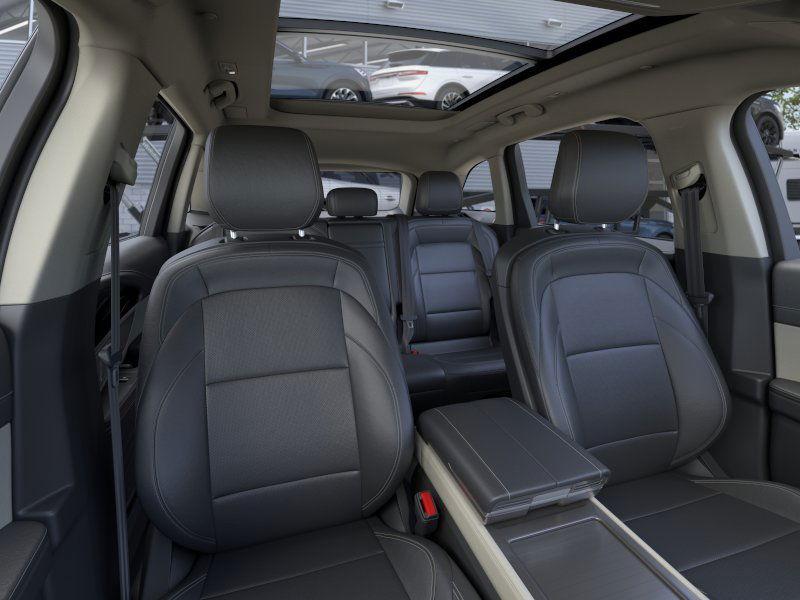 new 2025 Lincoln Nautilus car, priced at $56,588