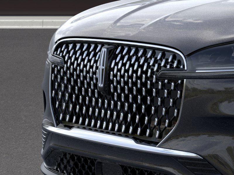 new 2025 Lincoln Aviator car, priced at $71,101