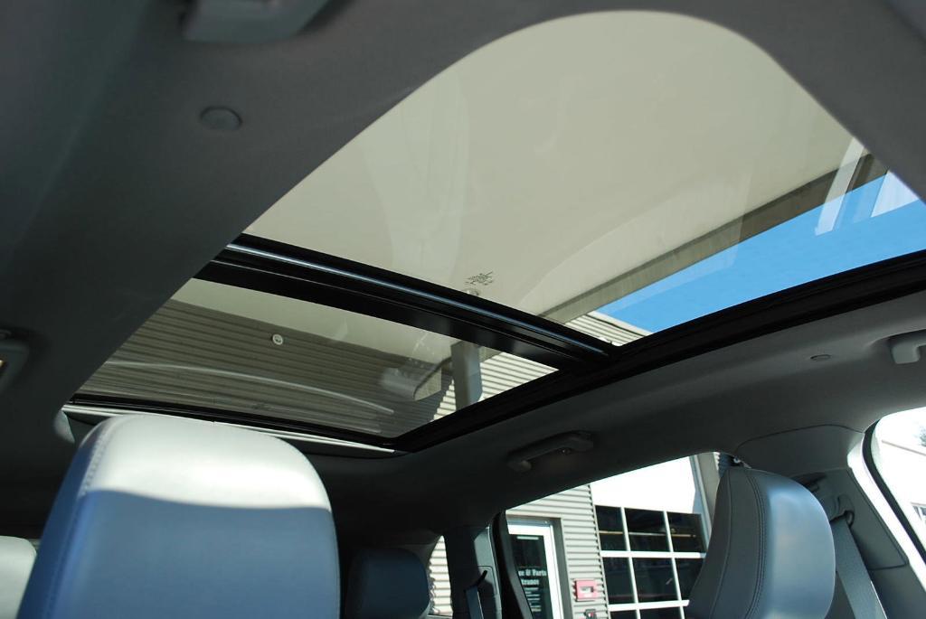 used 2022 Lincoln Nautilus car, priced at $39,916