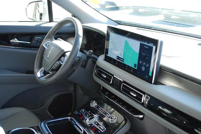 used 2022 Lincoln Nautilus car, priced at $39,916