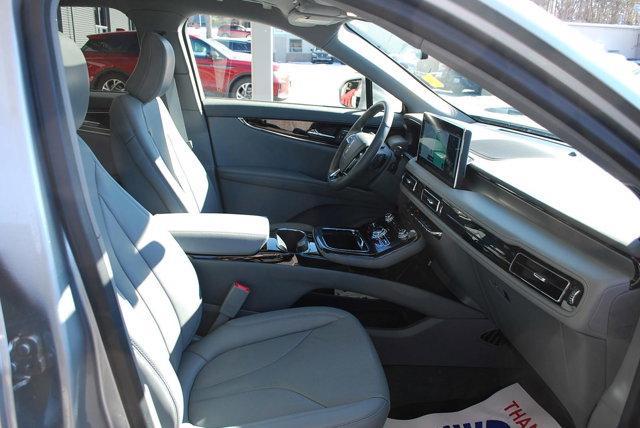 used 2022 Lincoln Nautilus car, priced at $39,916