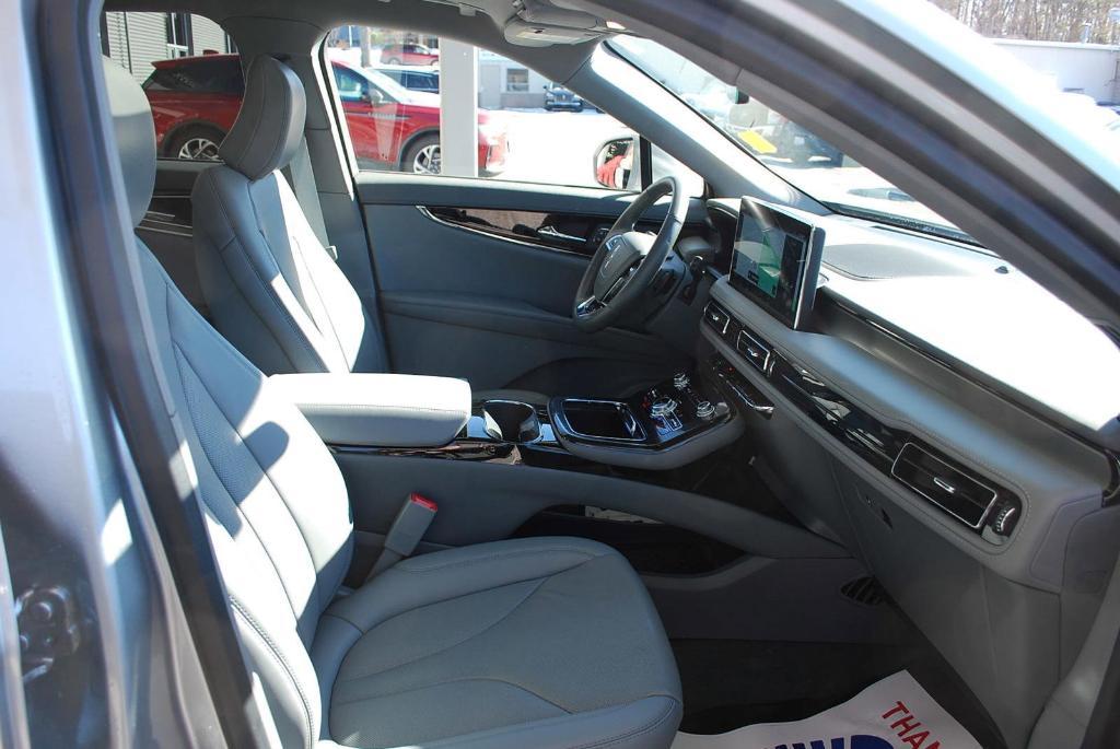 used 2022 Lincoln Nautilus car, priced at $39,916