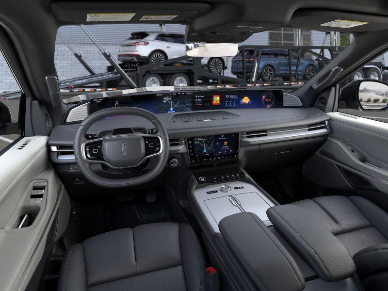 new 2025 Lincoln Navigator car, priced at $109,435